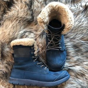 Kids suede UGG Boots size 3